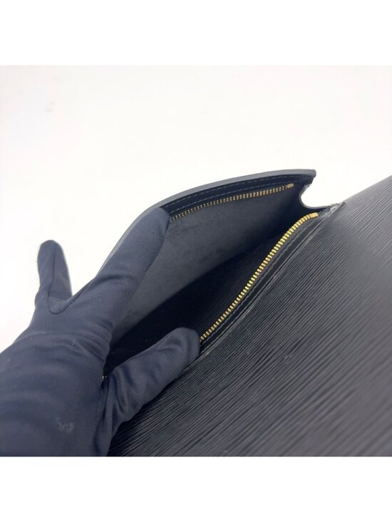 Louis Vuitton Gobelins Epi Noir Leather Black Backpack Gold main image 6